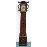 België, staande klok, 18e eeuw, met koperen wijzerplaat, vertinde cijferring, ajour koperen