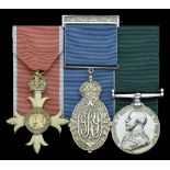 GROUPS AND SINGLE DECORATIONS FOR GALLANTRY