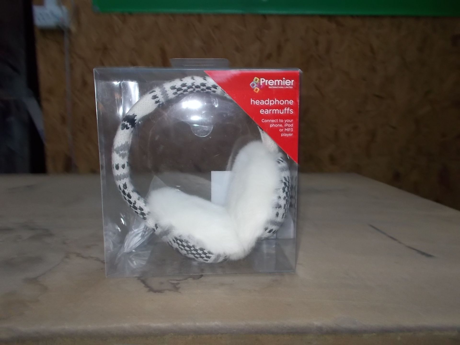 1 BRAND NEW BOXED PREMIER DECORATIONS HEADPHONE EARMUFFS (NO VAT)