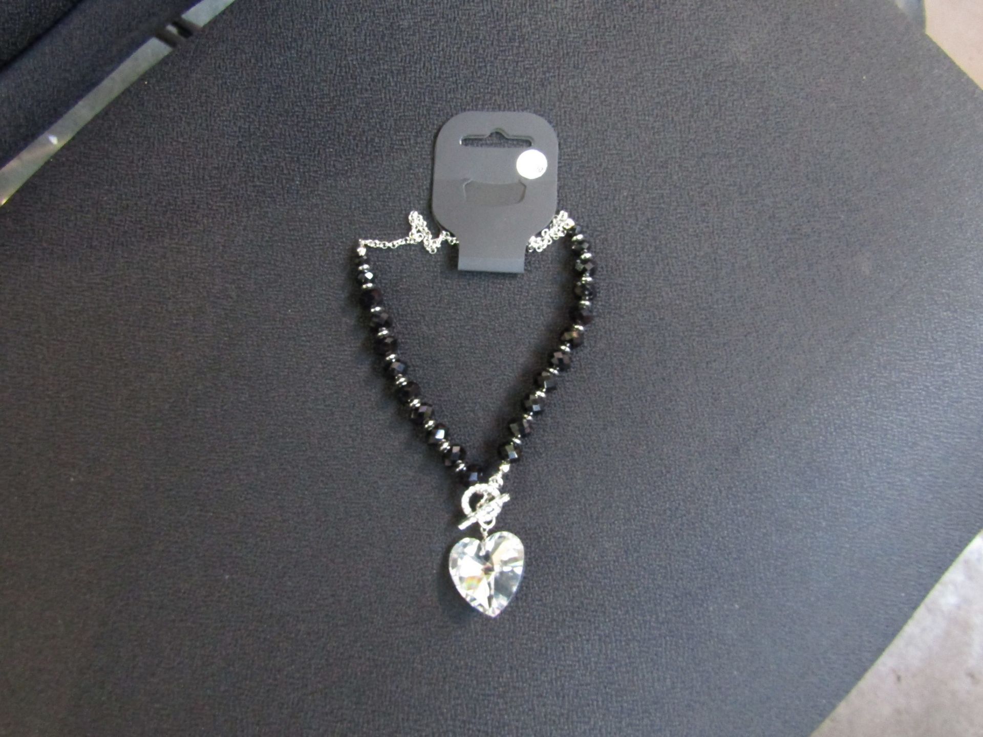 1 BRAND NEW FACETED STONE HEART PENDANT NECKLACE W