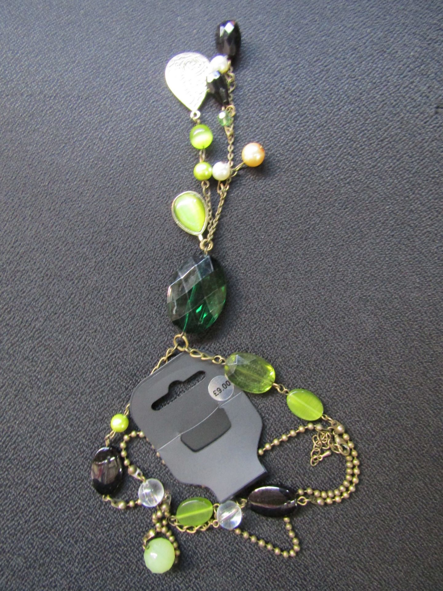 1 BRAND NEW MULTI COLOURED CHARM NECKLACE RRP £9.0