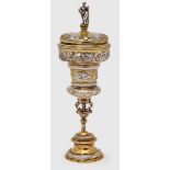 Kl. Pokal, Renaissance-Stil, Hanau um 1900. 800er Silber, vergoldet. Fa. Schleissner. Hohe Kuppa,