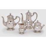 4-tlg. Kaffee-/ Tee-Service, Renaissance-Stil, Bruckmann um 1900. 800er Silber, teils innen