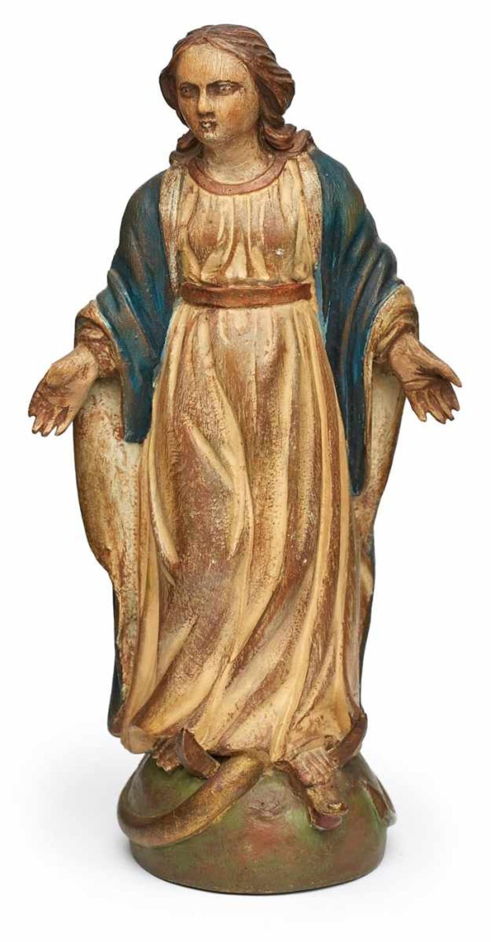 Kl. Figur "Maria Immaculata", alpenländisch 19. Jh. Nadelholz, bunt u. gold bemalt. Auf Weltkugel u.