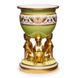 Kl. Tafelaufsatz mit Sphingen, Wien 1799. Kugelige Vase m. feiner antikis. Goldmalerei auf 3