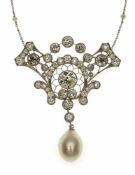 Jugendstil-Collier um 1900 Platin-Filigranfassung mit 1 Altschliff-Diamant v. ca. 2,00 ct. (leicht