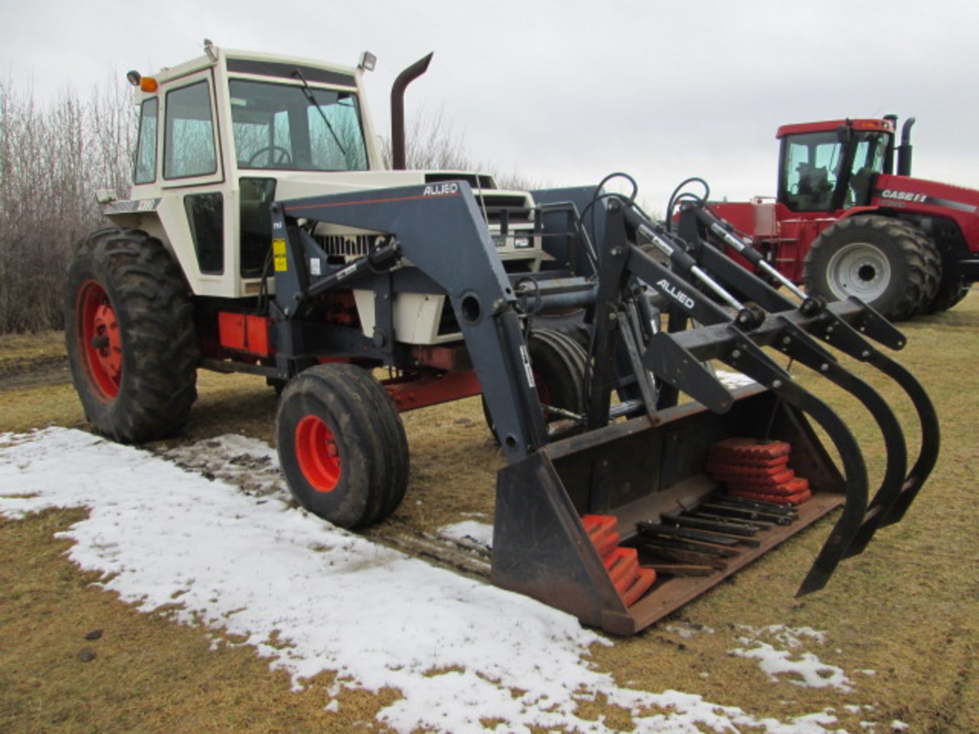 Case 2390 2WD c/w Allied 795 loader, 7' bucket & grapple, showing 6405 hr, 20.8x38 duals, 3 hyd, - Image 3 of 18