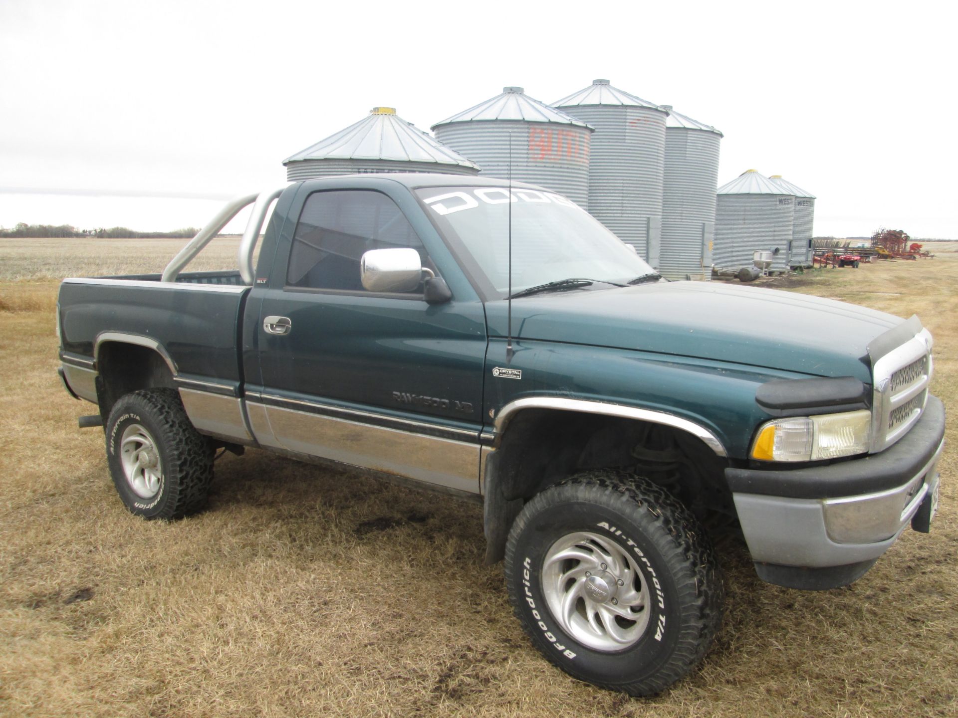 1995 Dodge Ram 1500 Laramie SLT, 4x4, reg cab, short box, showing 240,786 km, 5.2L (318), auto, A/ - Image 4 of 10