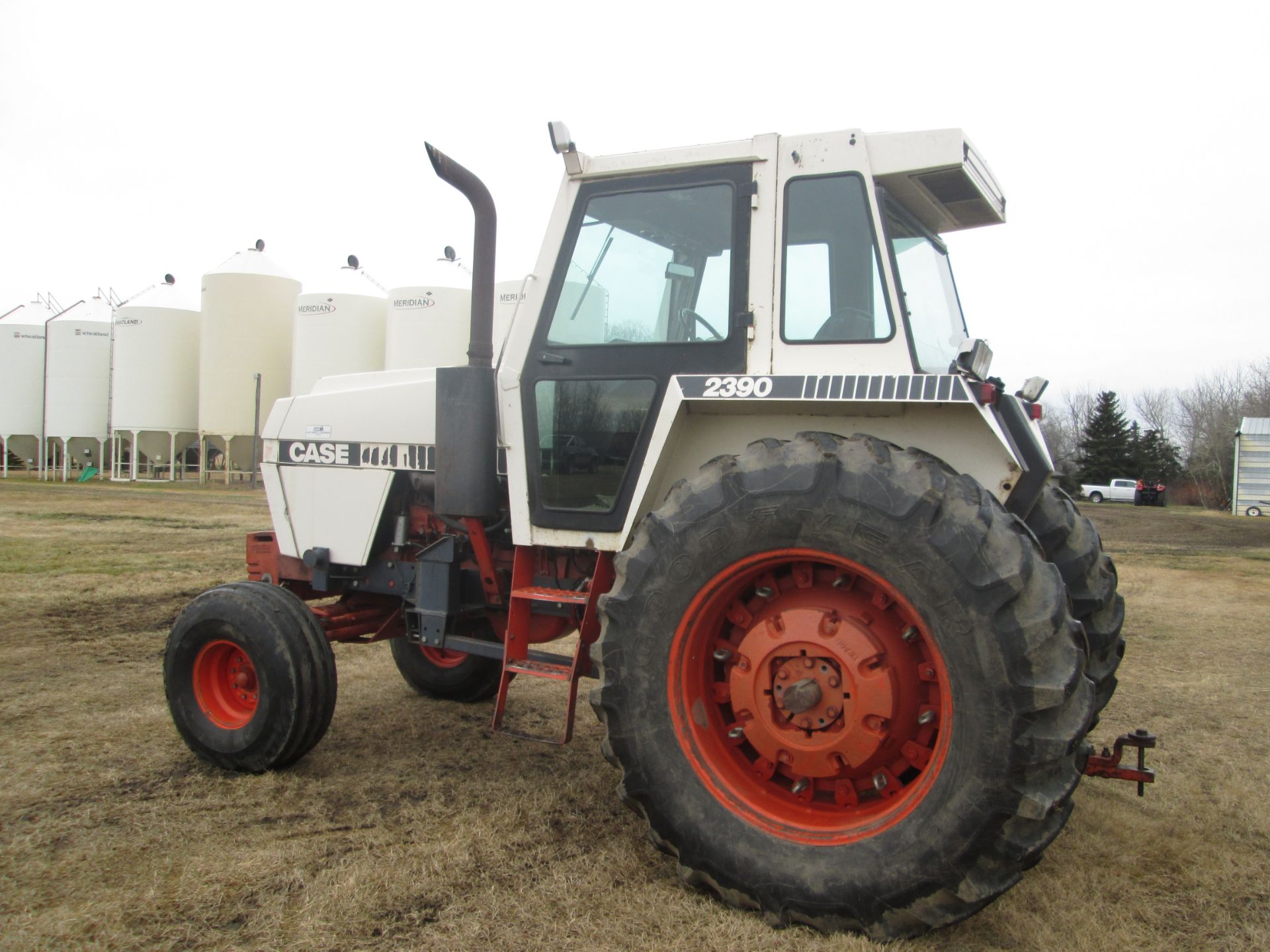 Case 2390 2WD c/w Allied 795 loader, 7' bucket & grapple, showing 6405 hr, 20.8x38 duals, 3 hyd, - Image 11 of 18