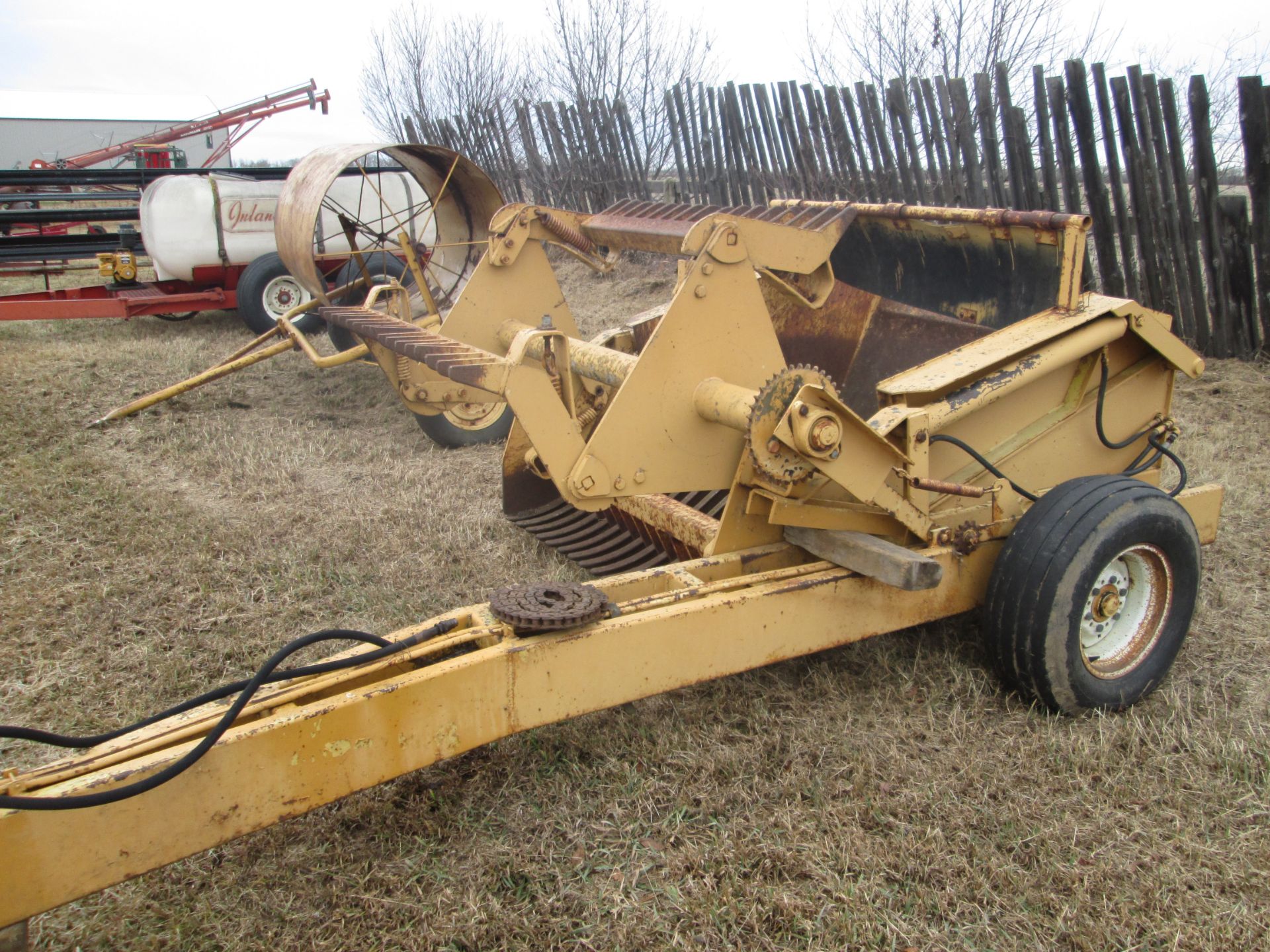 Degelman 3 batt rock picker, ground drive - Image 3 of 7