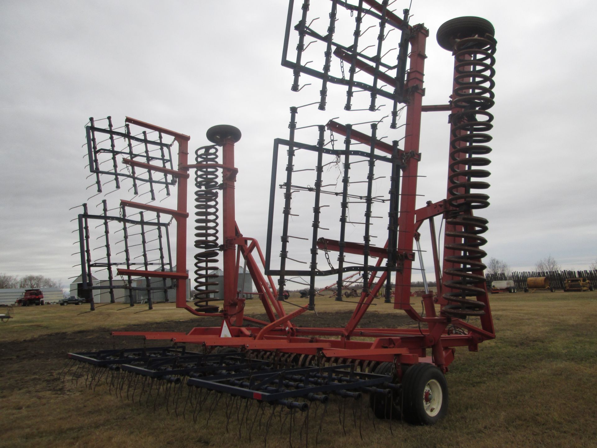 40' Morris Rangler III hyd fold harrow / packer - Image 4 of 4