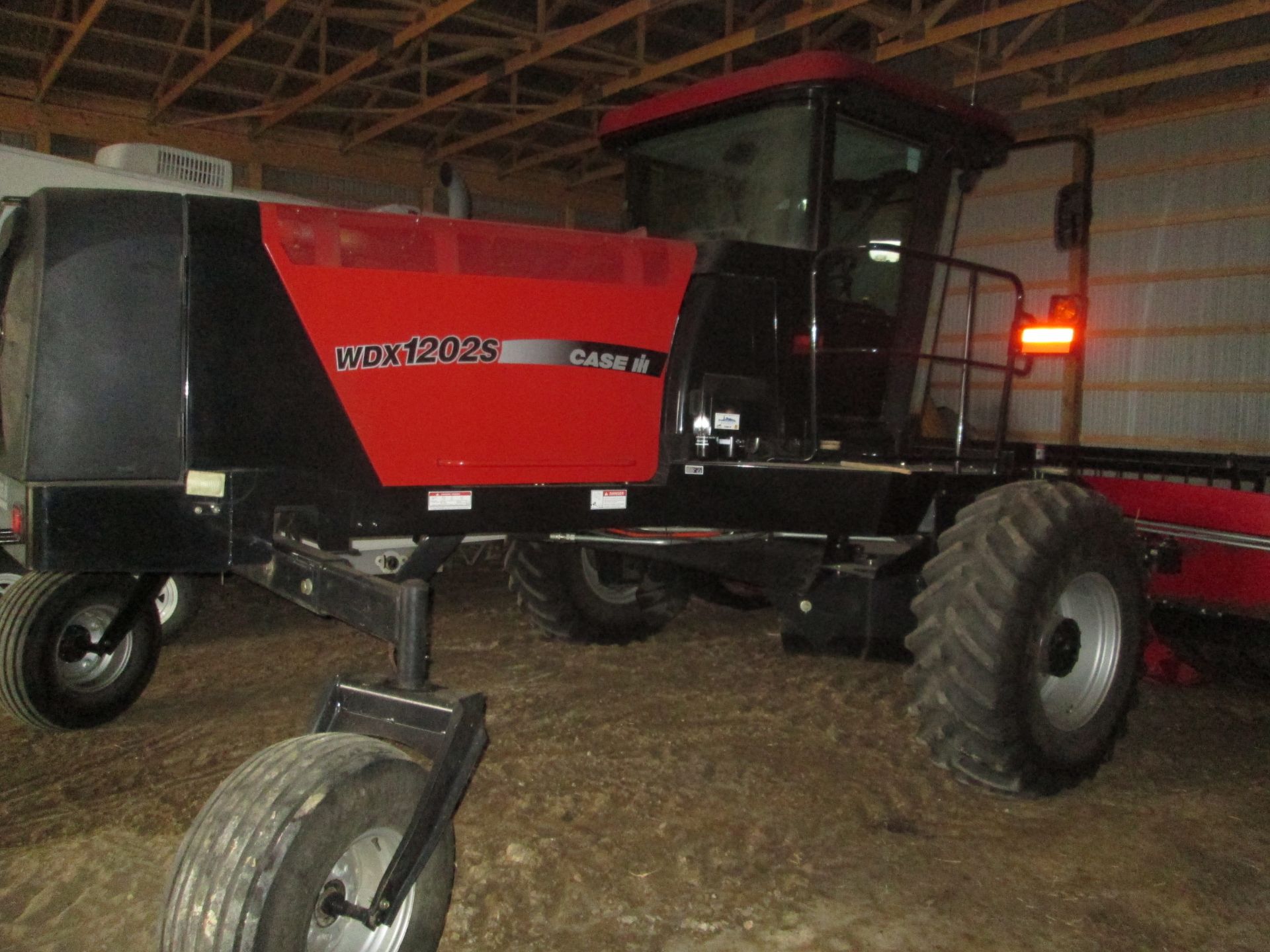 Case WDX 1202 S swather (2005), c/w 30' DHX 302 header (2007), showing 795 eng hr, dbl knife - Image 2 of 32