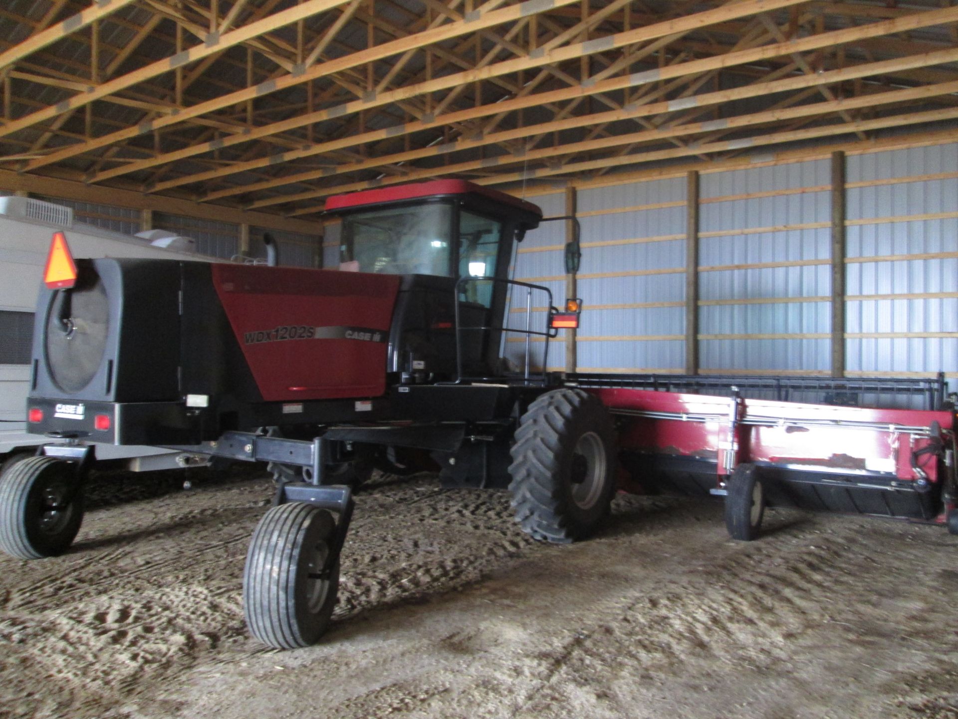 Case WDX 1202 S swather (2005), c/w 30' DHX 302 header (2007), showing 795 eng hr, dbl knife - Image 7 of 32