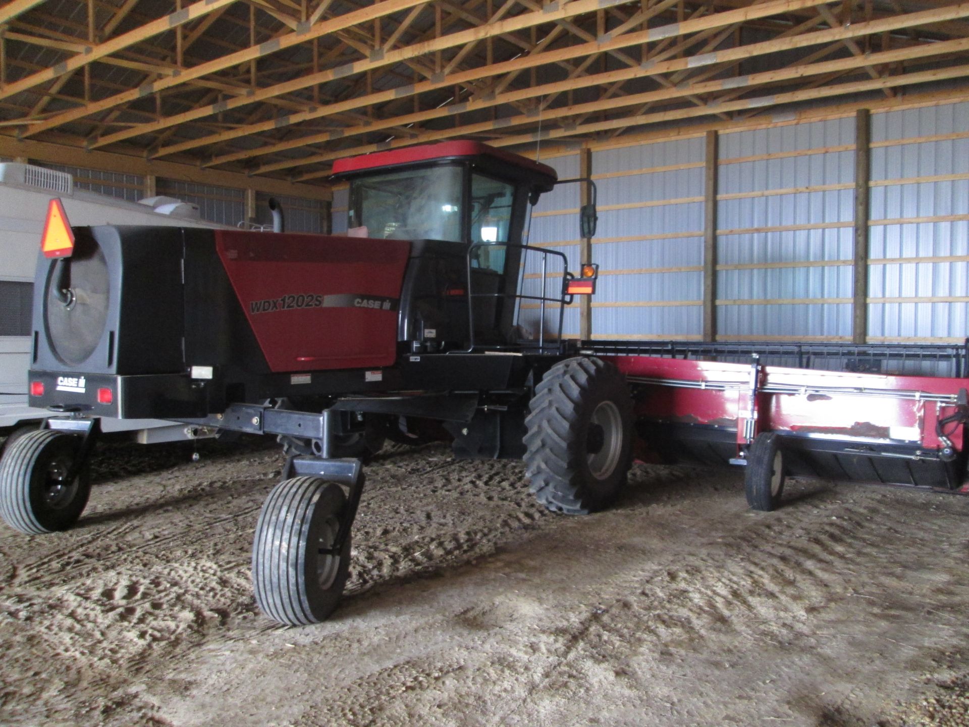 Case WDX 1202 S swather (2005), c/w 30' DHX 302 header (2007), showing 795 eng hr, dbl knife - Image 6 of 32