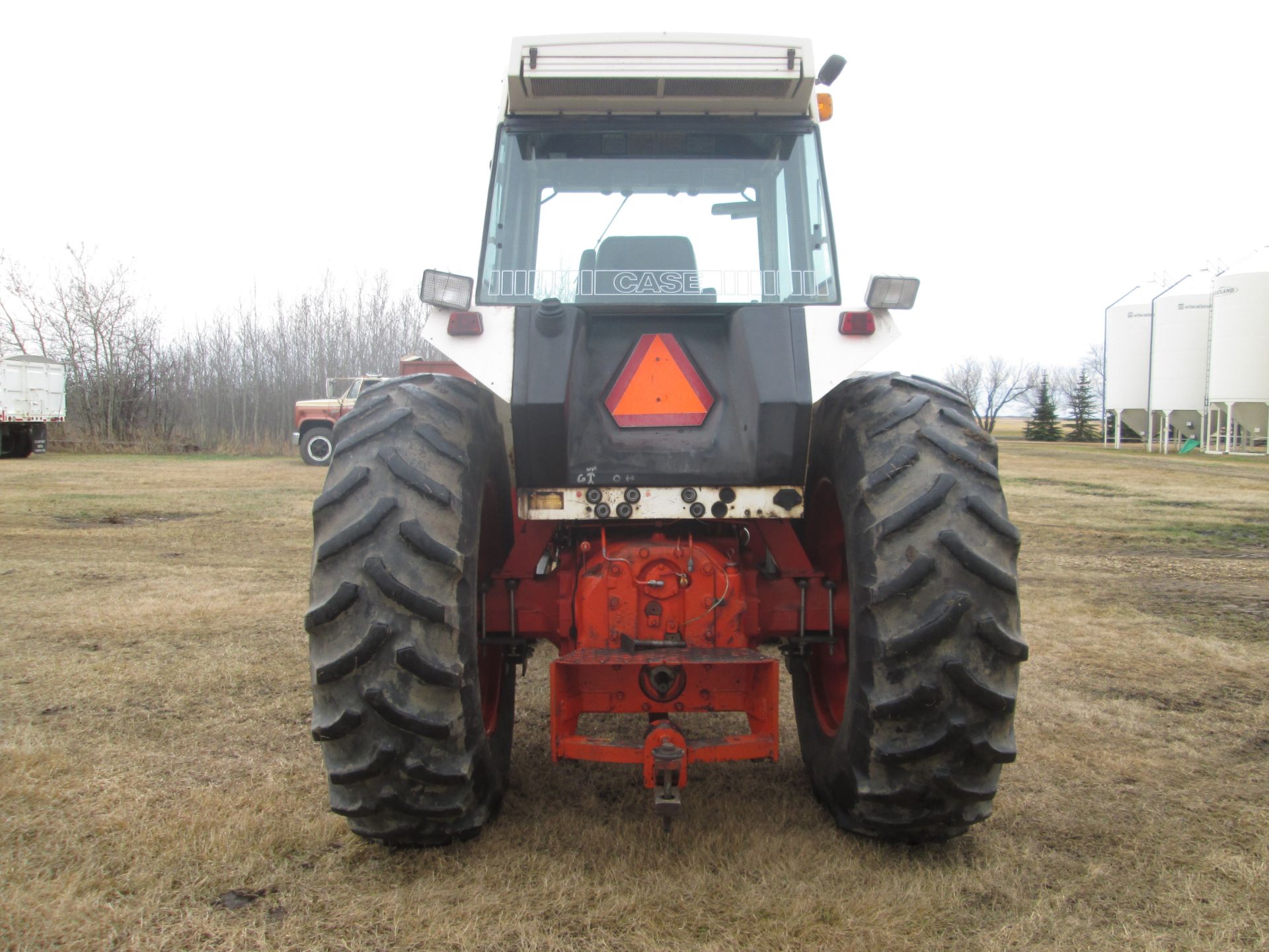 Case 2390 2WD c/w Allied 795 loader, 7' bucket & grapple, showing 6405 hr, 20.8x38 duals, 3 hyd, - Image 10 of 18