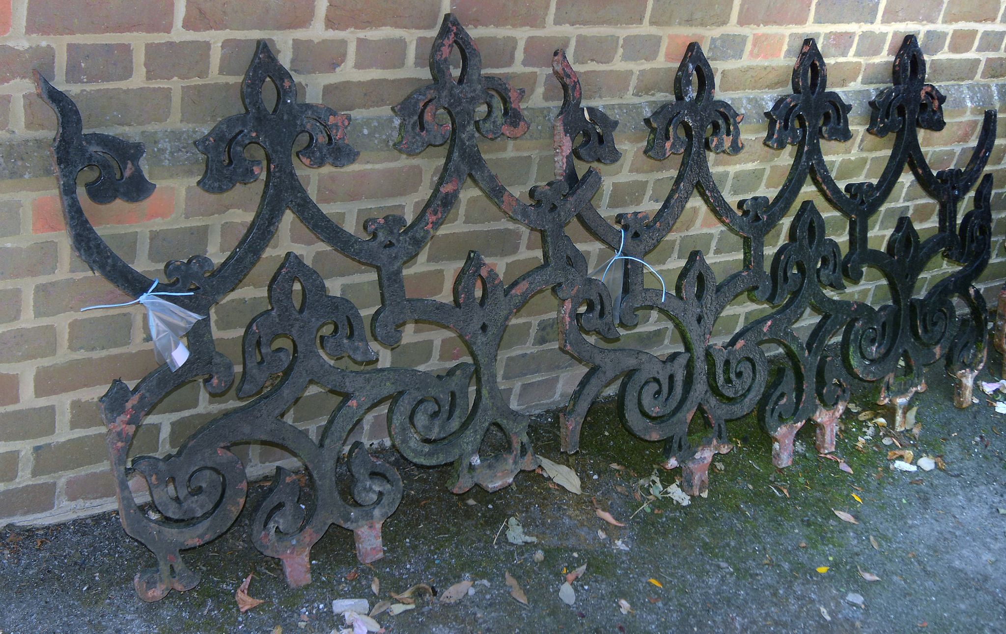 A quantity of substantial Victorian wrought iron railing sections - Image 2 of 2