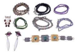 A small selection of jewellery, to include: a labradorite necklace, composed of facetted