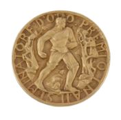 Italy, Istitutona Zionale delle Assicura Zioni, 18 carat gold prize medal by G. Mammussi, strongman