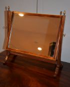 A mahogany dressing table mirror, 44cm high, 47cm wide