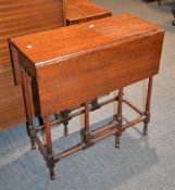 A 19th century mahogany spider gateleg table, the rectangular hinged top above a drawer on