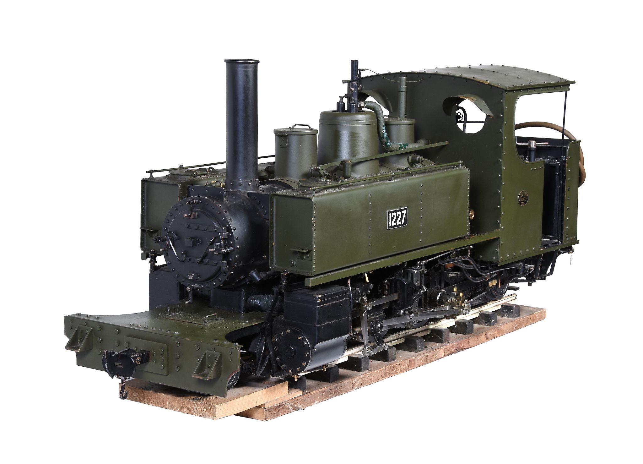 An exhibition quality model of a 3 1/2 inch gauge WWI 2-6-2 side tank locomotive, No.1227, built to - Image 2 of 5