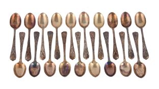A set of nineteen Victorian silver gilt coffee spoons by Francis Higgins III, London 1890 (8) and