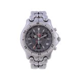 Tag Heuer, S/EL, ref. CG1115, a stainless steel bracelet wristwatch, no. BM4740, quartz chronograph