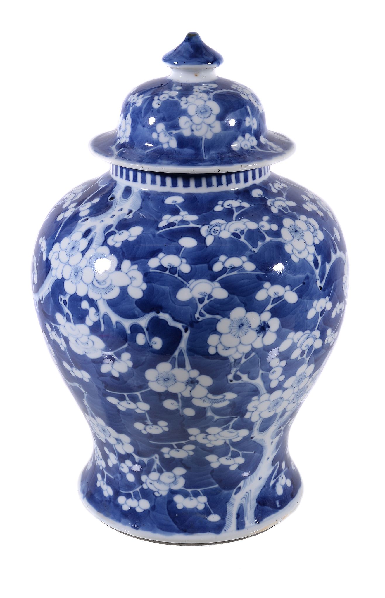 A Chinese blue and white vase and cover , 19th century or early 20th century, of baluster form - Image 2 of 4