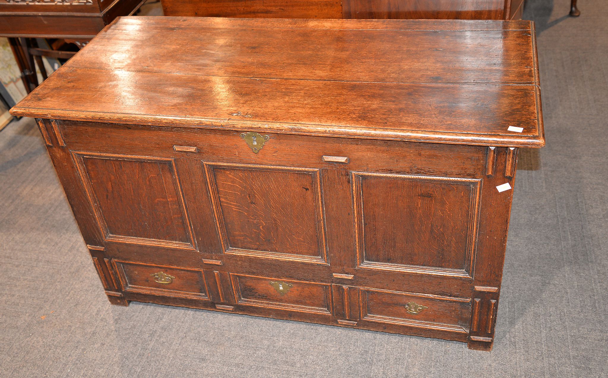 An oak mule chest, late 17th century and later, 67cm high, 118cm wide, 54cm deep