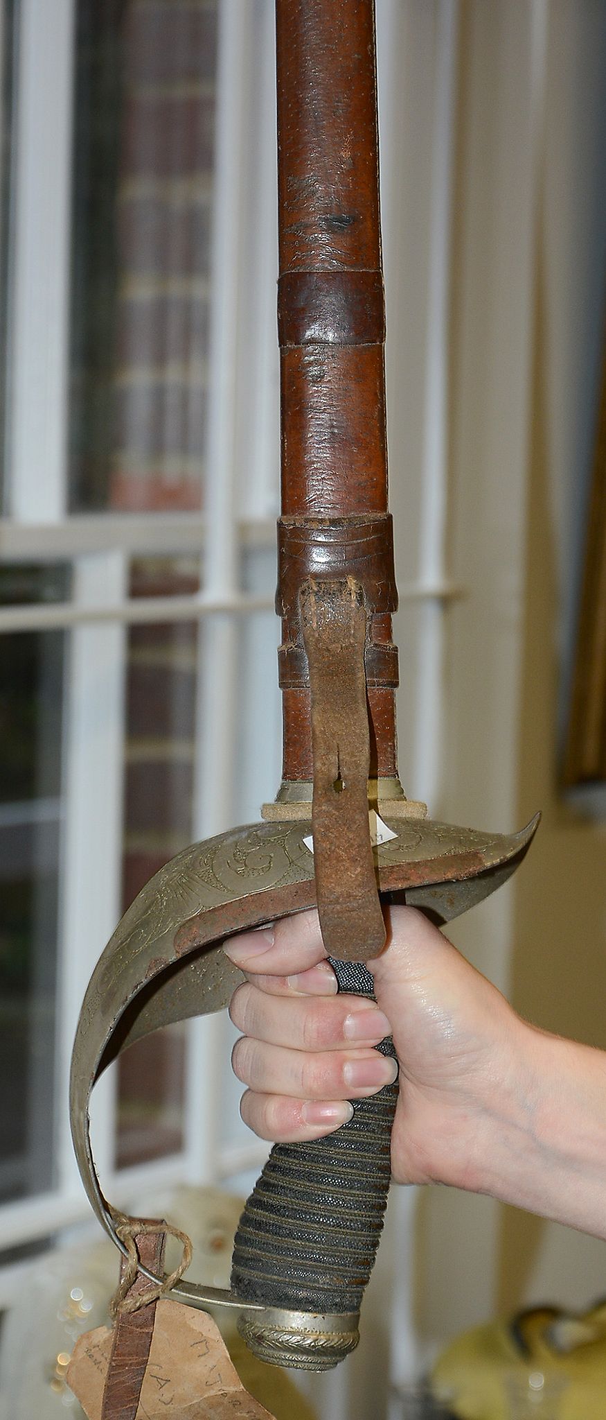 A Warwickshire Yeomanry cavalry sabre, 1908 pattern, with leather scabbard, 108cm long overall