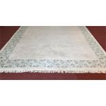 Indian GANGA White / Green Ground Wool Rug 366cm L x 270cm W