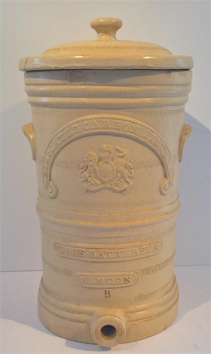A Victorian Stoneware water filter and cover by the Silicated Carbon Filter Co of Battersea, London - Image 2 of 2