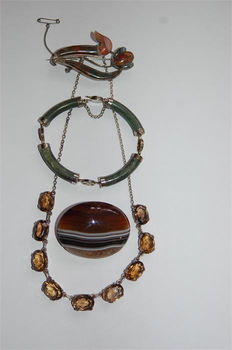 A Collection Of Vintage Items Of Jewellery Including Agate And Jade