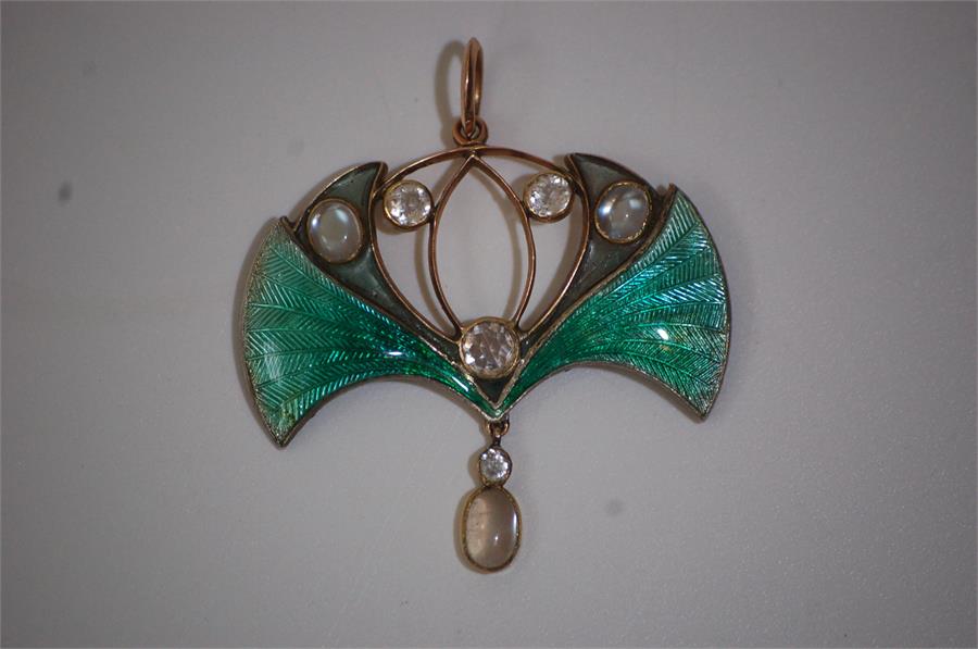 Fine Period Art Nouveau Gold / Silver (unmarked) Enamel Pendant.