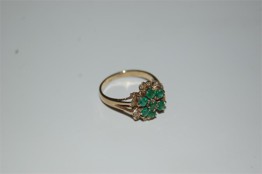 9ct Gold Dress Ring Set Emeralds Surrounded by Diamonds Size M - Bild 11 aus 12
