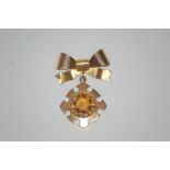 A 9ct Gold Pendant Set Yellow Topaz