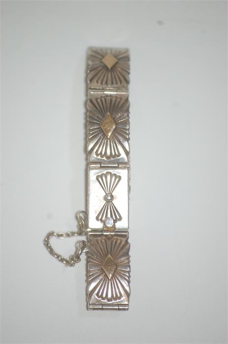 A 14ct and Sterling Silver Bracelet by Designer Pat Bedoni - Bild 3 aus 8
