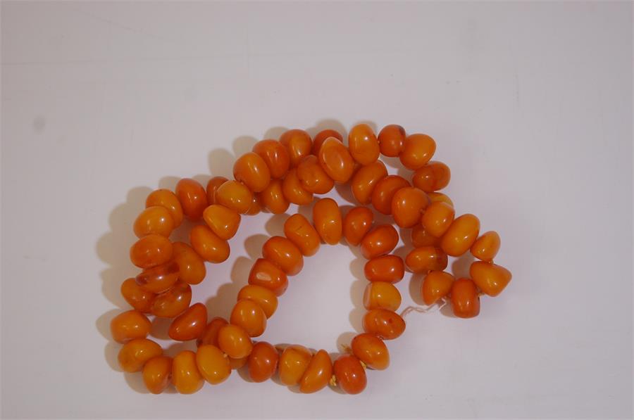 Moroccan Large Amber Beaded Necklace (untested)