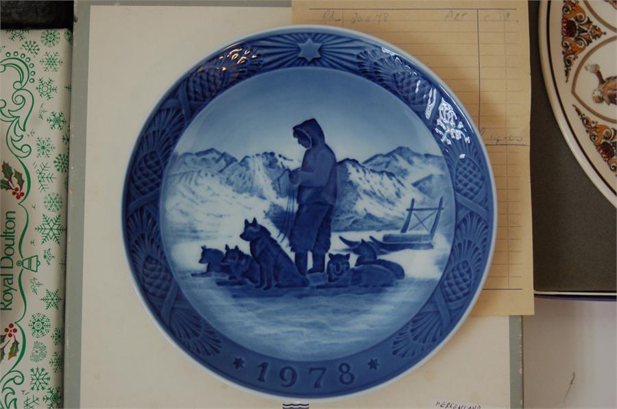 Eight Limited Edition Wall Plates - Image 12 of 27