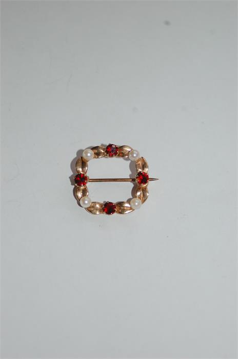 A 9 Carat Gold Brooch Set Four Pearls, Four Garnets - Image 2 of 2