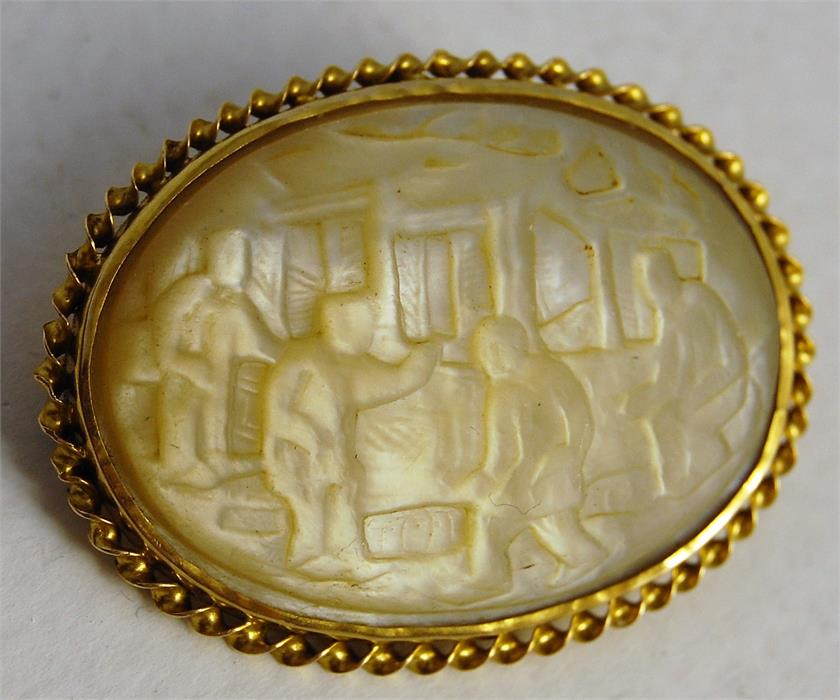 Finely Engraved Mother of Pearl Brooch Set in 18ct Gold Hallmarked Surround