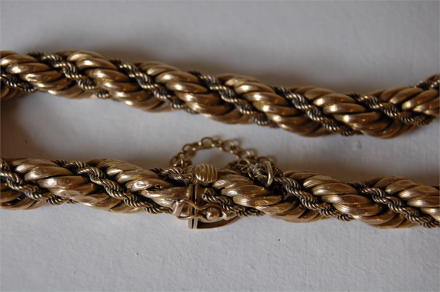Heavy 18ct Gold Rope Bracelet - Image 2 of 3