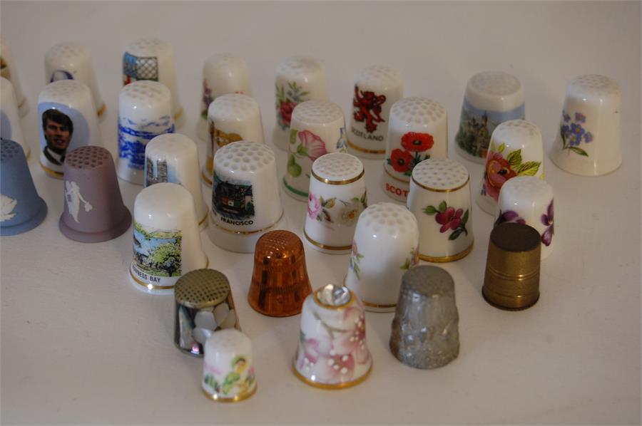 A Varied Collection of Thimbles - Image 2 of 4