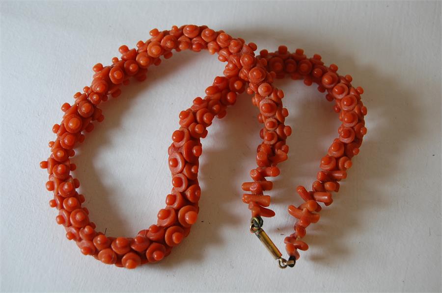 Georgian Carved Coral Necklace - Image 3 of 4