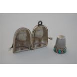 Continental 800 Silver Thimble Set Turquoise Stones in Silver Hallmarked Case, Birmingham, 1899