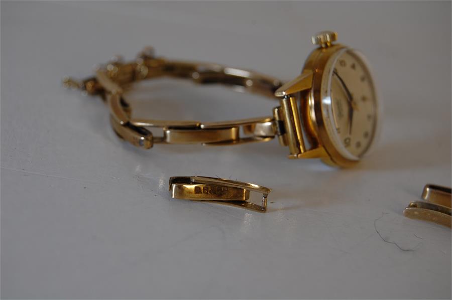 Ladies Everite Swiss Wrist Watch on 9ct Gold Strap - Image 3 of 5