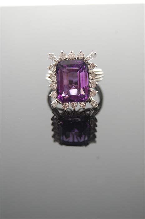 Emerald-cut Amethyst Ring - Image 6 of 8