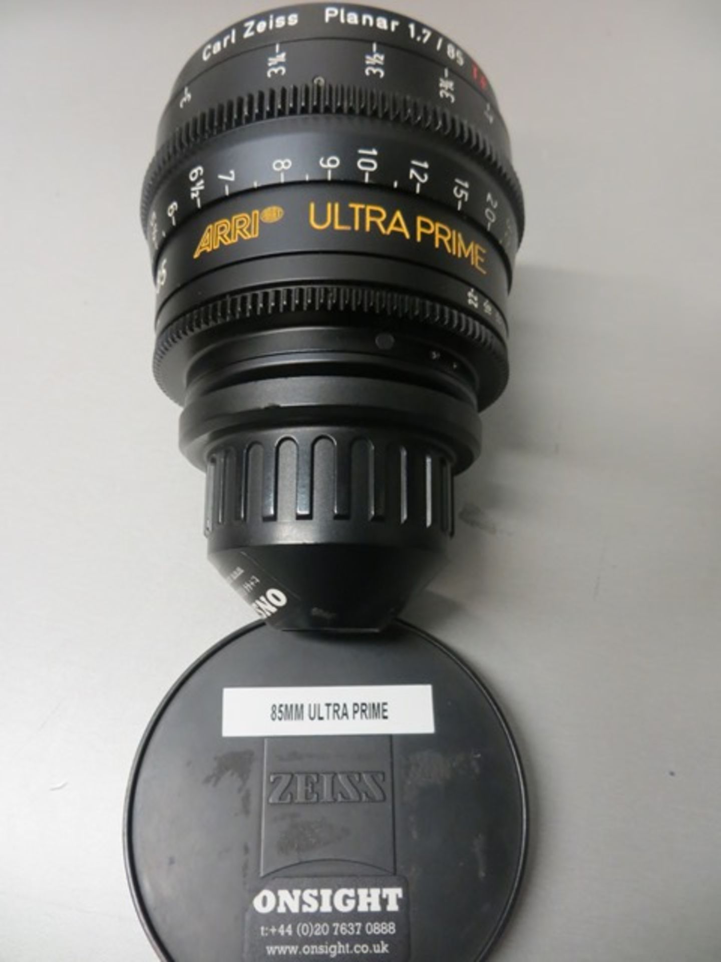 Zeiss Arri Ultra Prime set comprising T1.9 lenses, 20mm s/n 8941800, 24mm s/n 8937597, 32mm s/n - Image 5 of 5