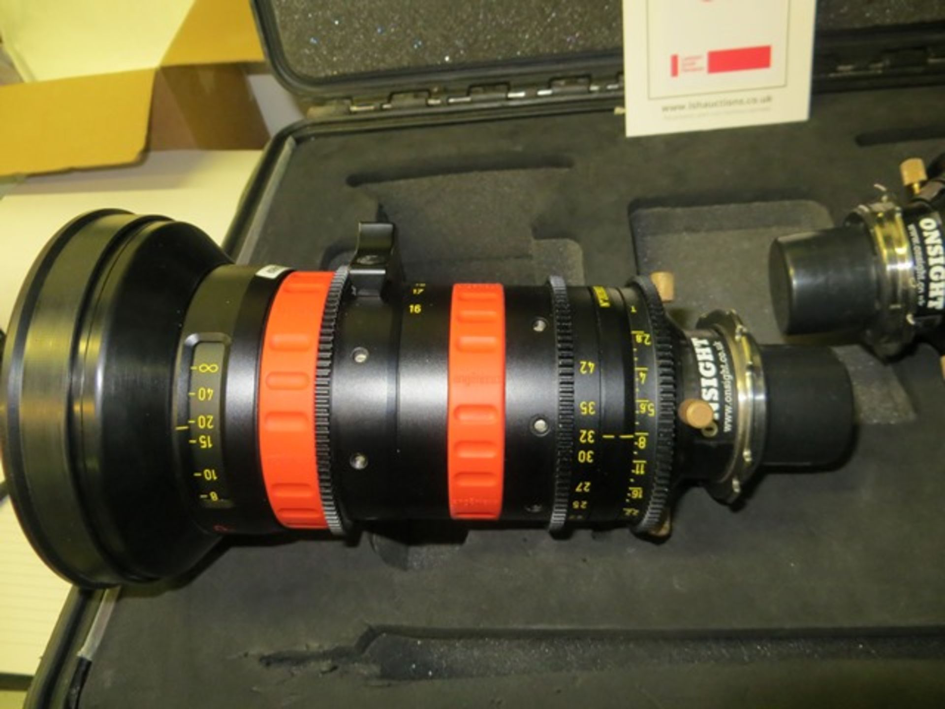 Pair 3D Augineaux Optimo DP 16-42 feet t2.8 lenses s/n 2039023 & 2039036 c/w flight case - Image 2 of 3