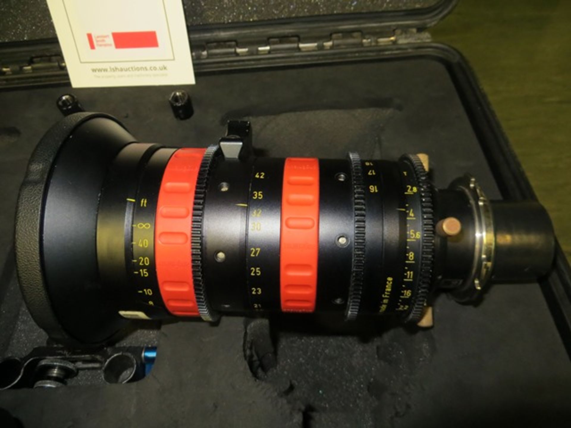 Pair 3D Augineaux Optimo DP 16-22 feet t2.8 lenses s/n 2035043 & 2021268 c/w flight case - Image 3 of 3